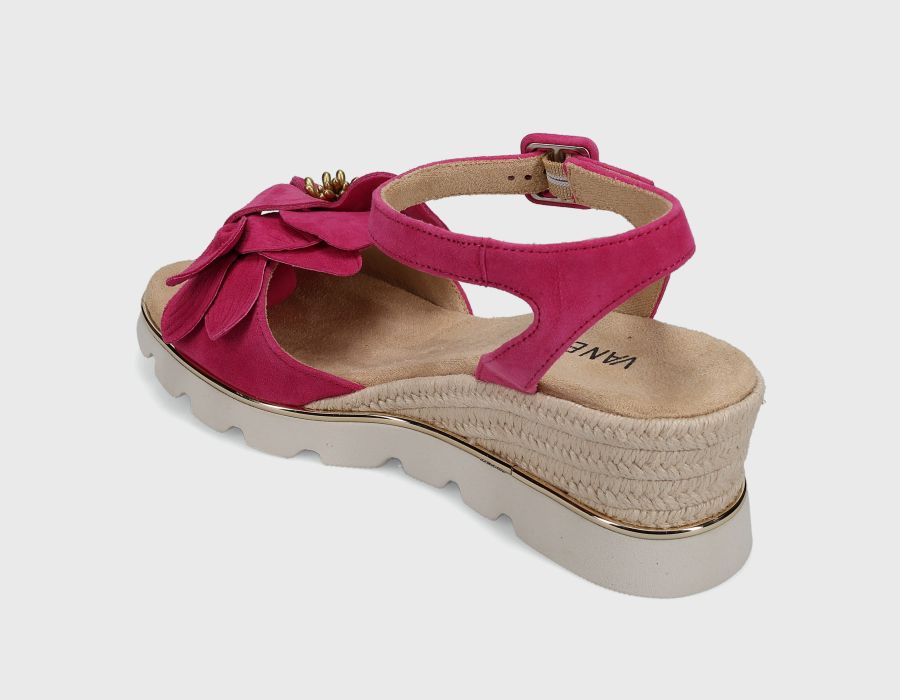 Vaneli Women's Crown Fushia Suede - Orleans Shoe Co.