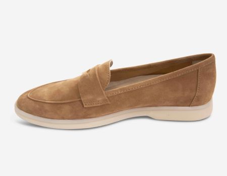 Vaneli Women's Undine Cuoio Suede