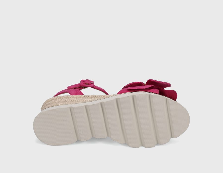 Vaneli Women's Crown Fushia Suede - Orleans Shoe Co.