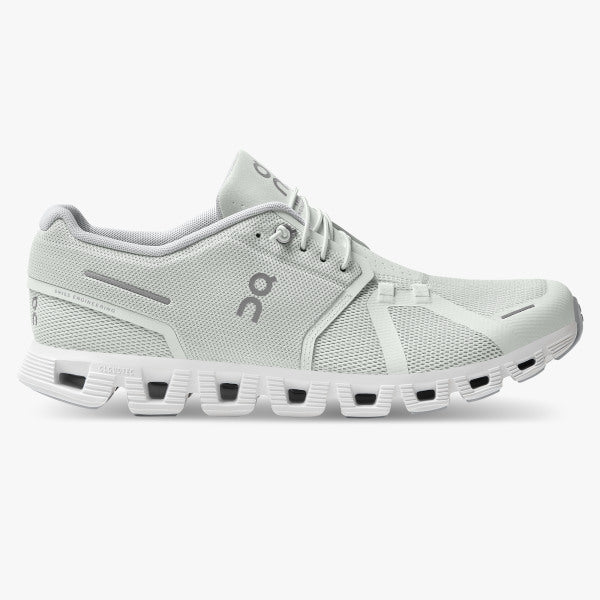 White on cloud store shoes