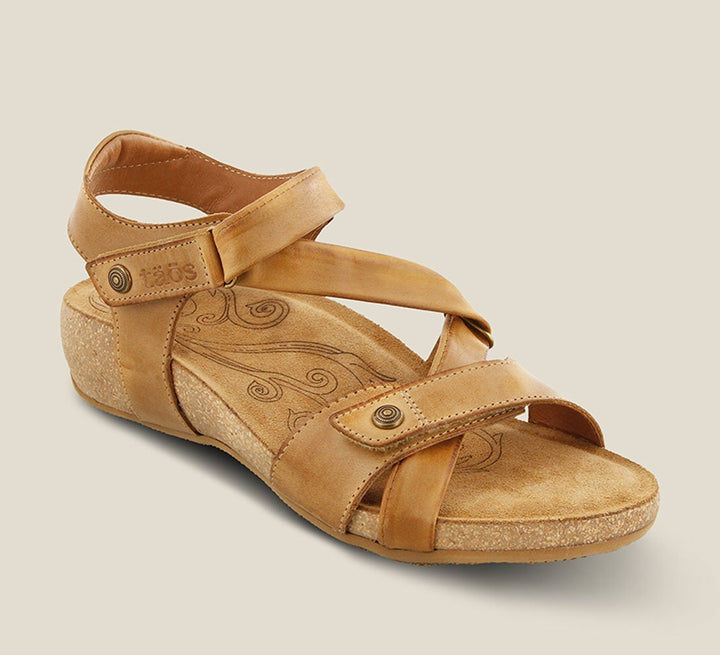 Women's Universe Camel Sandal - Orleans Shoe Co.