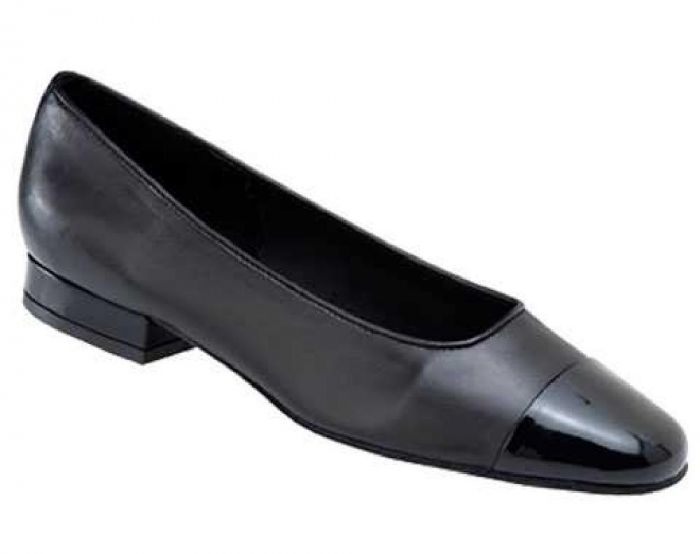 Vaneli Women’s FC-313 Black Nappa Black Patent - Orleans Shoe Co.